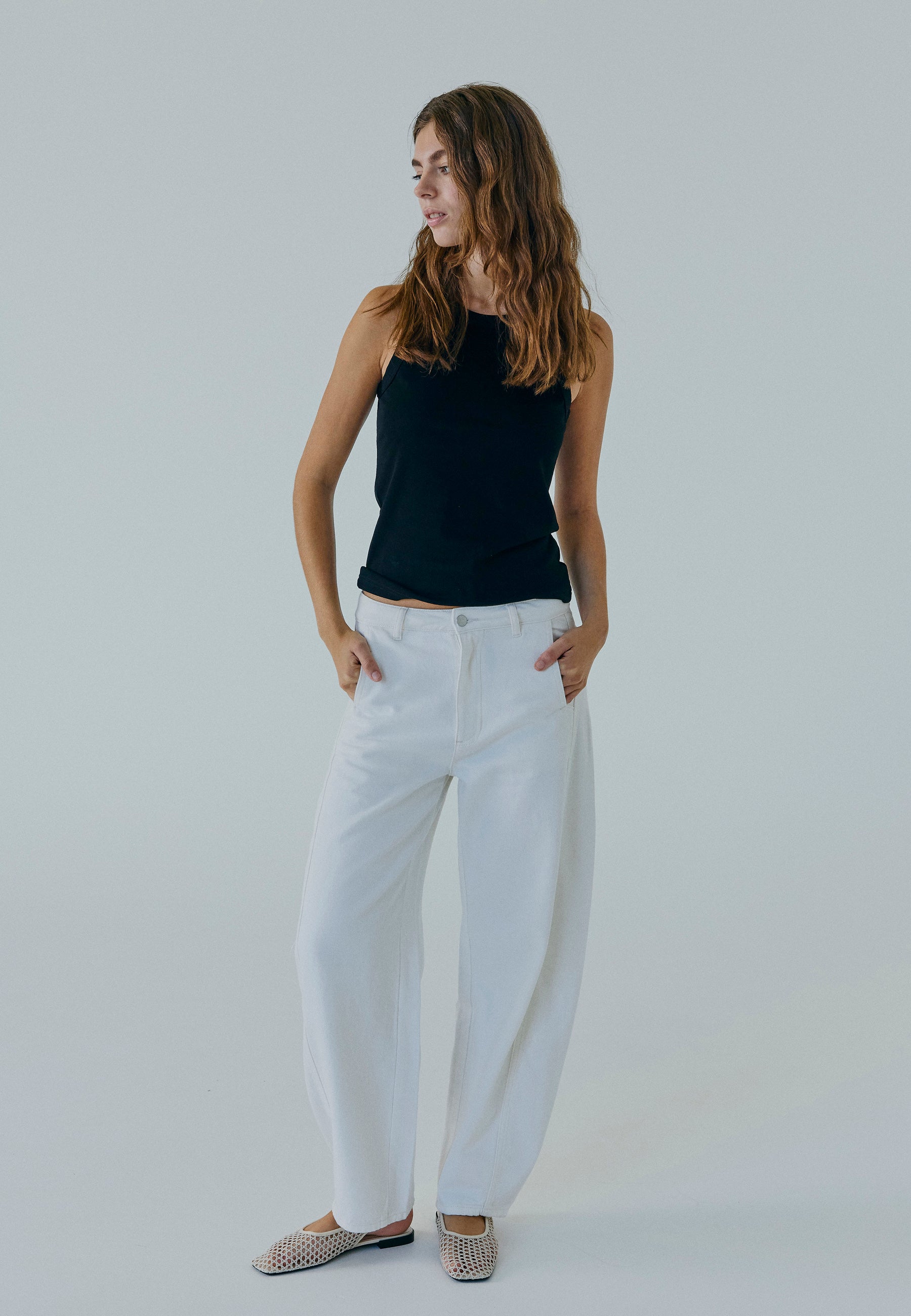 White Wash Wide Leg Jeans – NORR