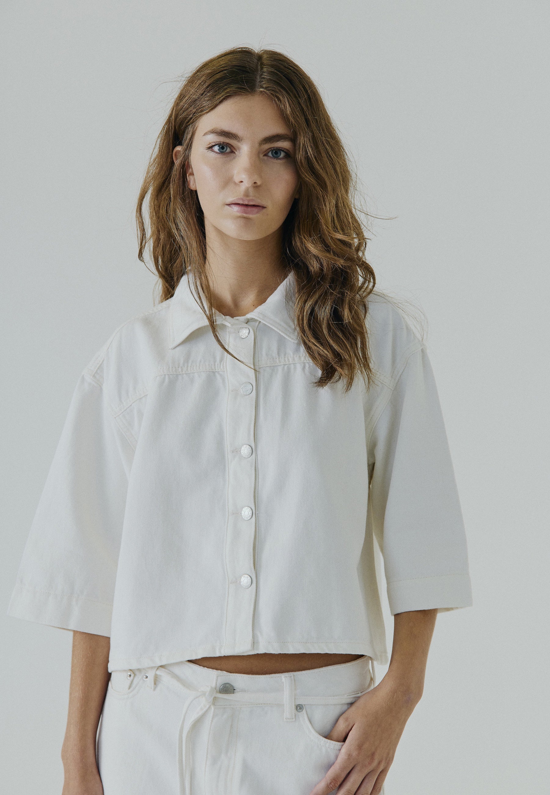 White Wash Cropped Denim Shirt – NORR
