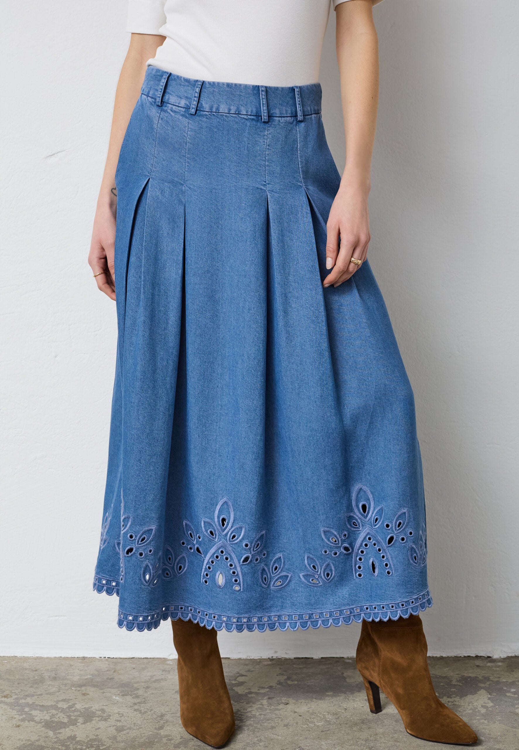 Pleated Lyocell Skirt – Denim Blue | Co'Couture