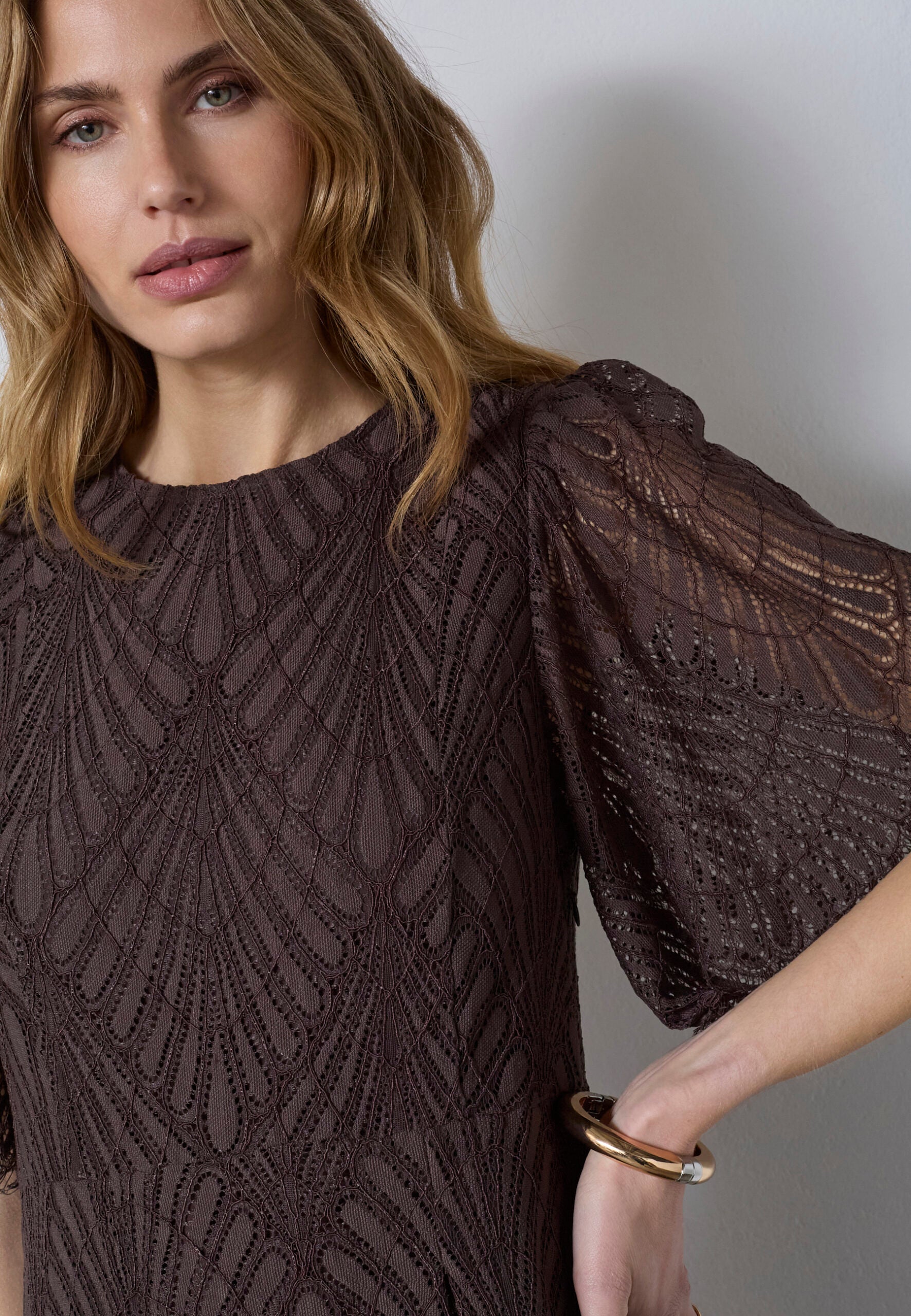 Lace Maxi Dress – Dark Brown | Co'Couture