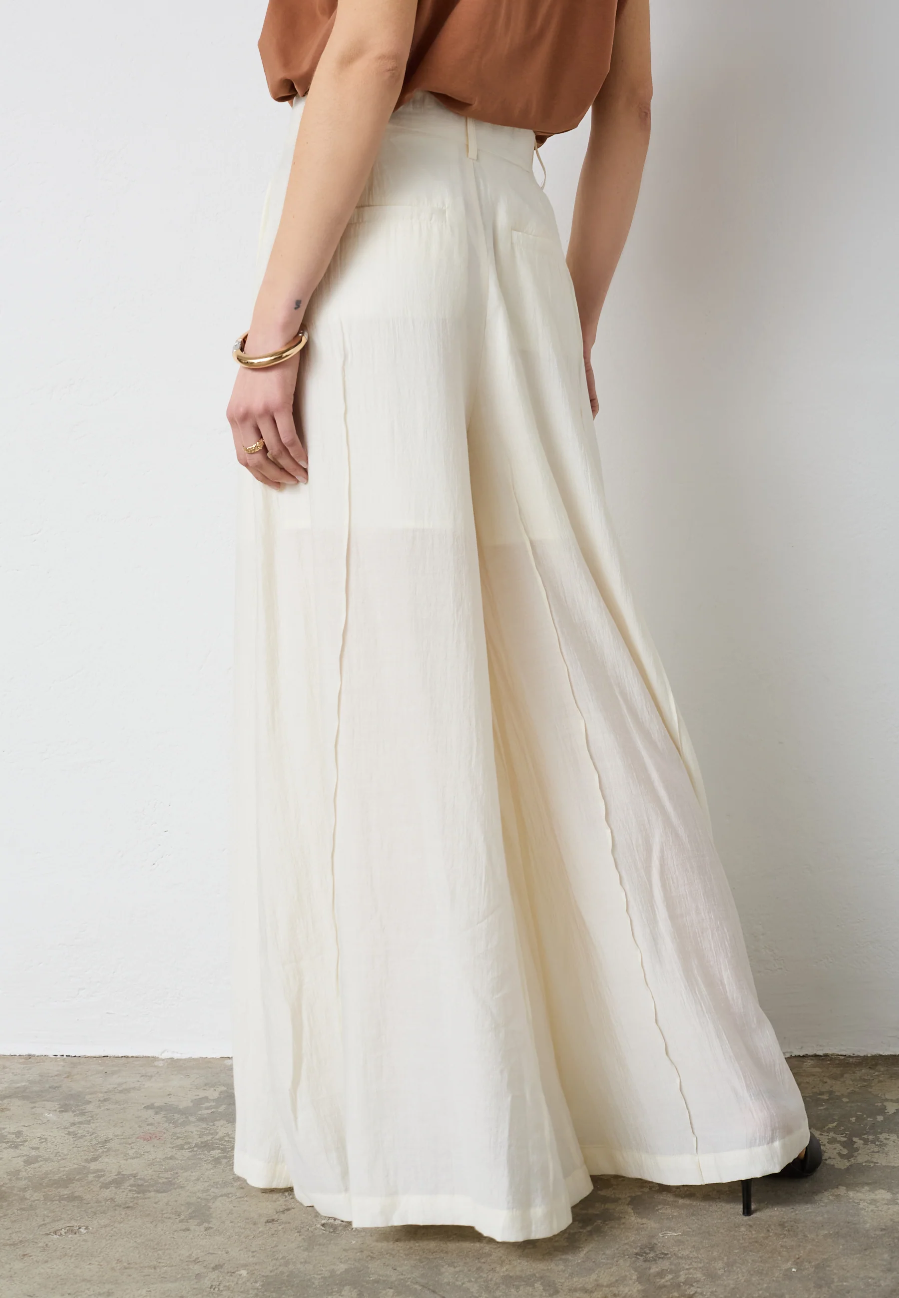 AuraCC Skirt Pant