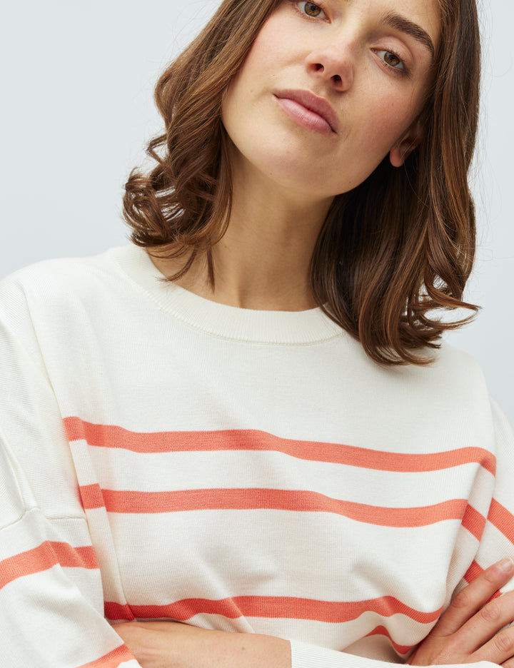 Gillian-M - Bravana Stripe