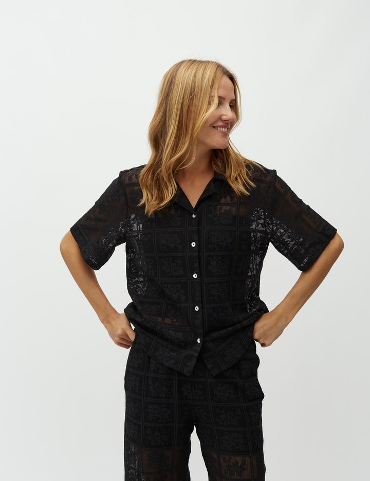 Black Lightweight Short Sleeve Top – MbyM