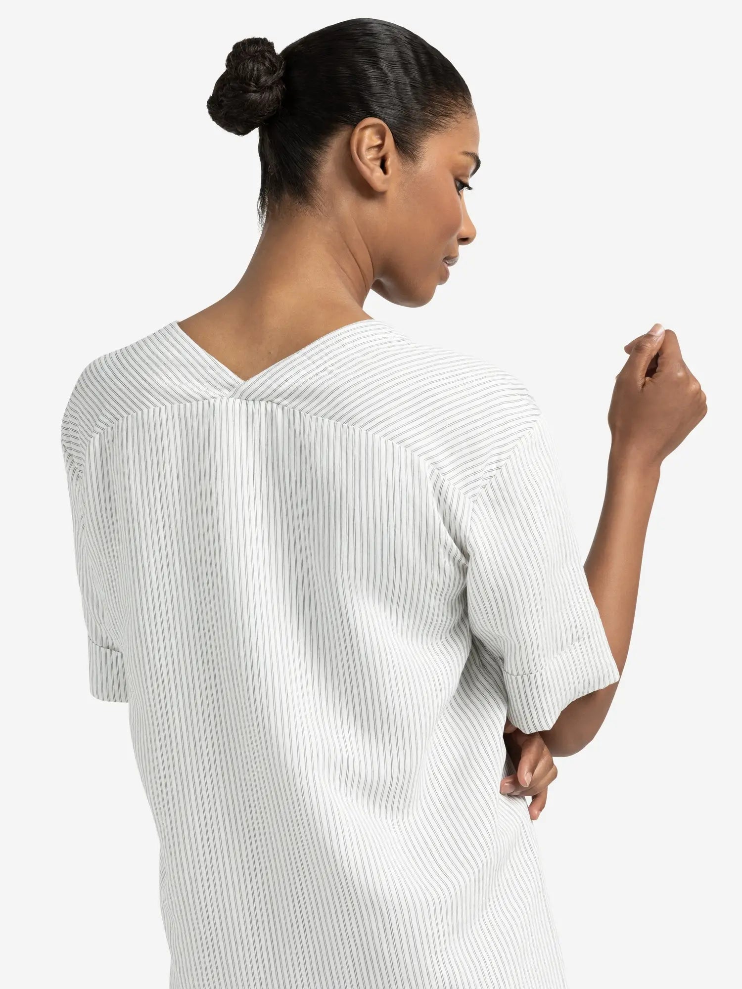 Striped Dress with V-neck and Crossover Back – YAYA