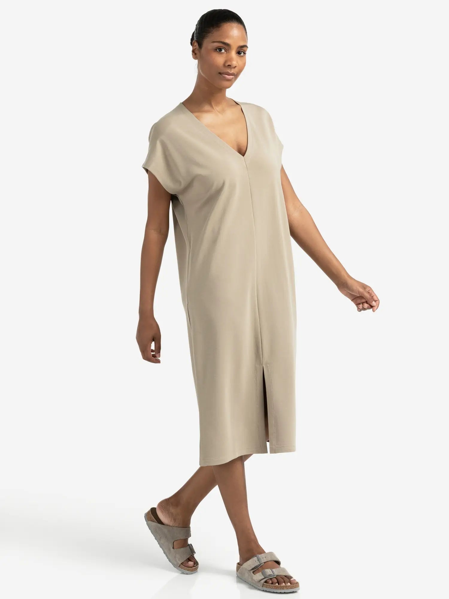 Sleeveless Dress with Double V-neck and Front Slit – YAYA