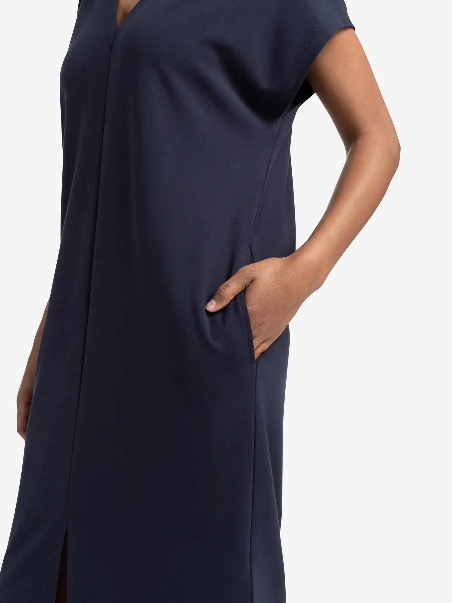 Sleeveless Dress with Double V-neck and Front Slit, Blue – YAYA