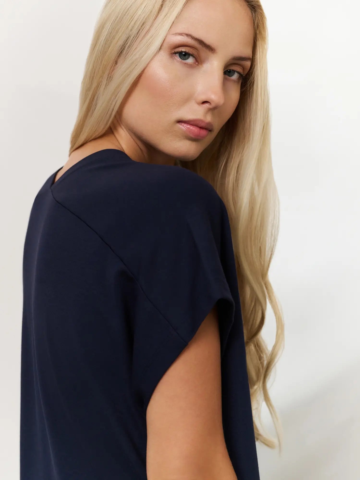 Sleeveless Dress with Double V-neck and Front Slit, Blue – YAYA
