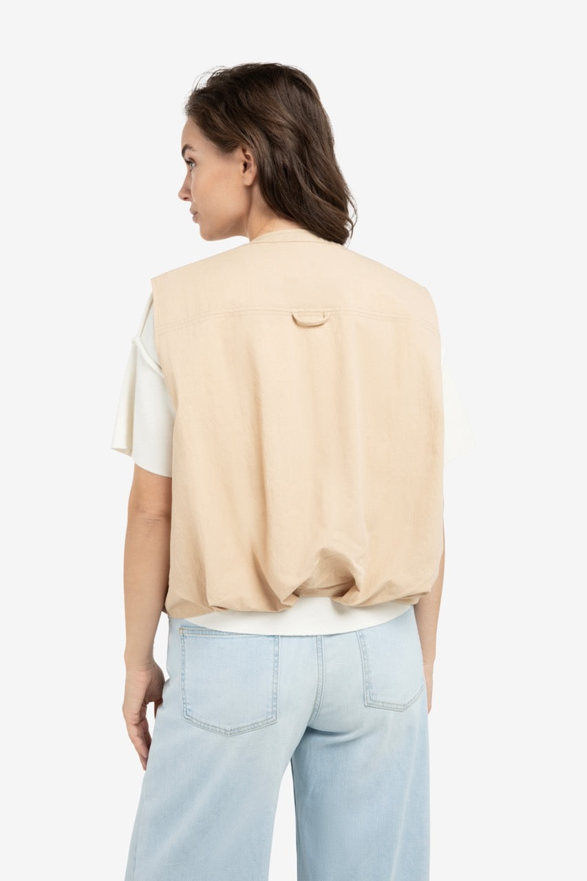 Desert Beige Drawstring Sleeveless Jacket – YAYA