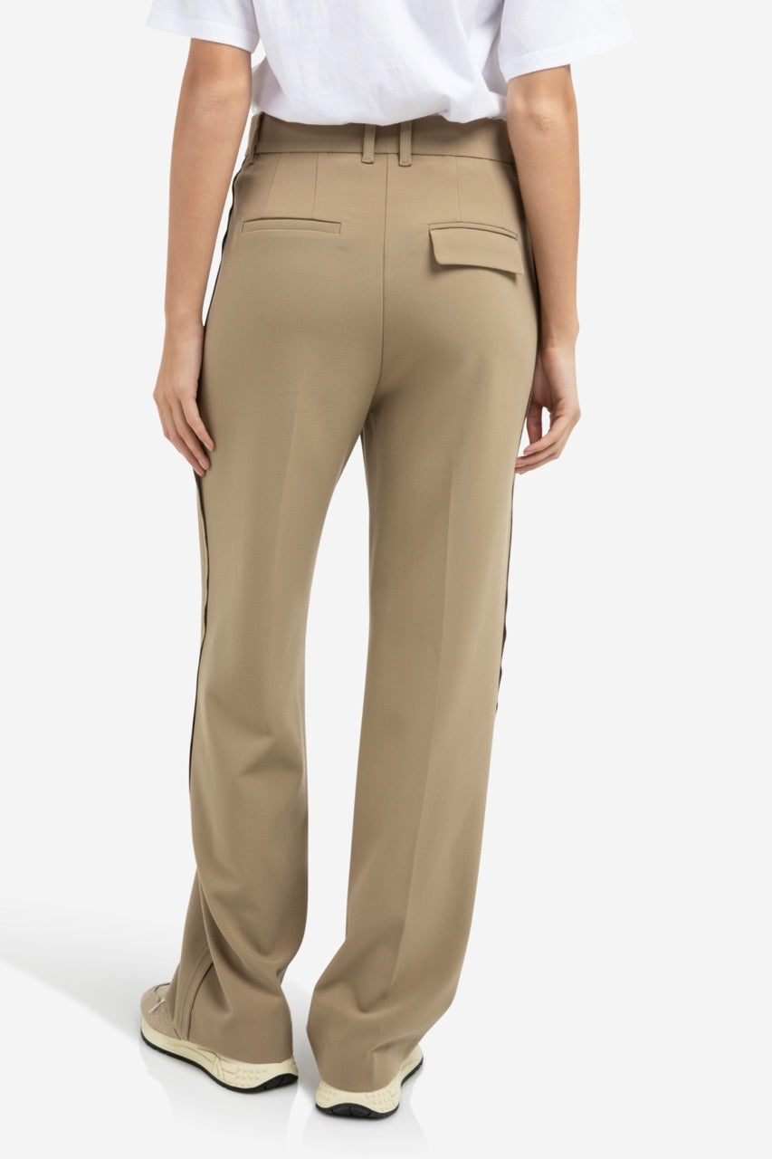 Woven Trousers – Wide Legs & Stitched Details in Khaki Green