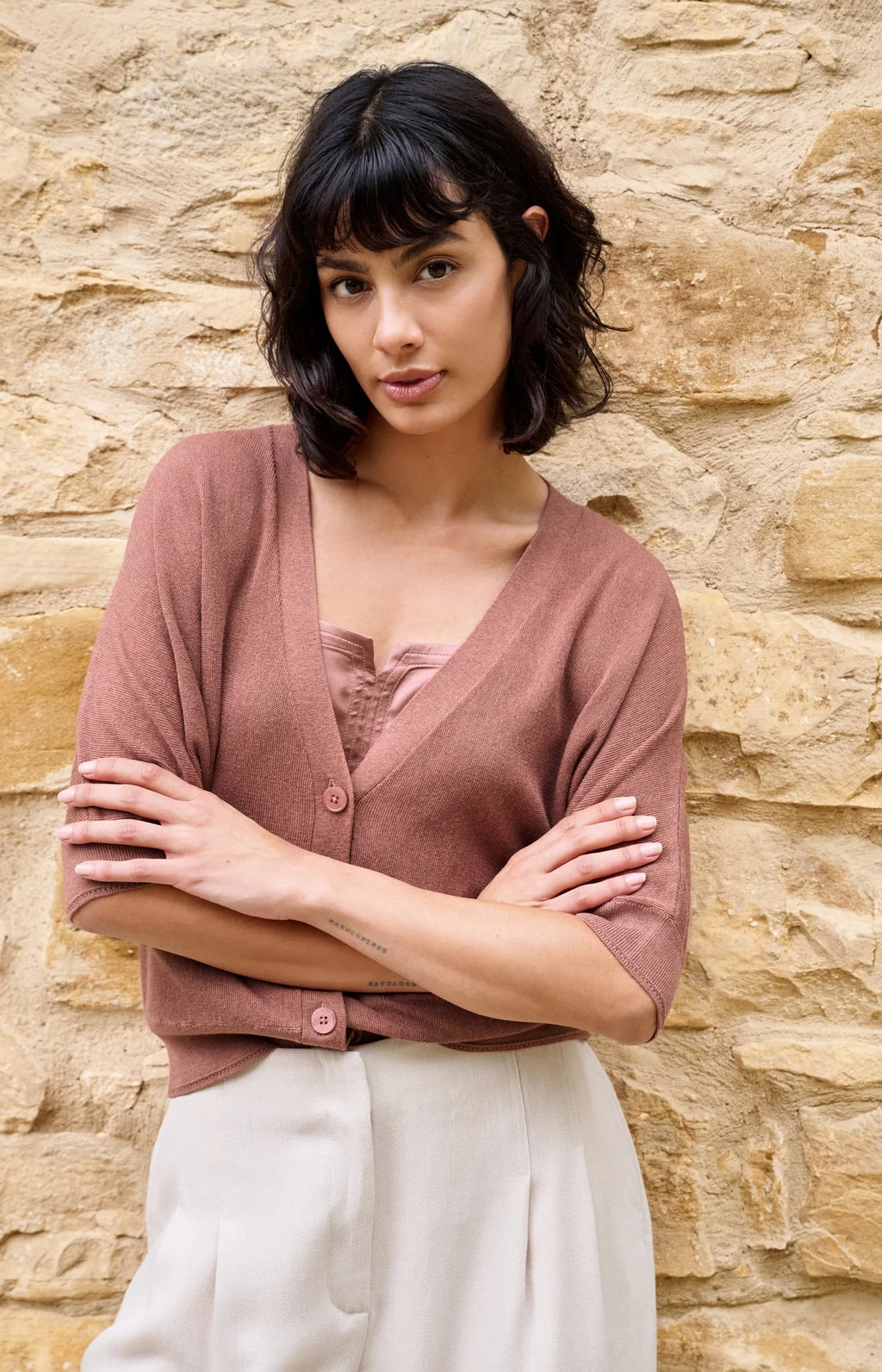 Batwing Cardigan with Short Sleeves and Button Closure Yaya