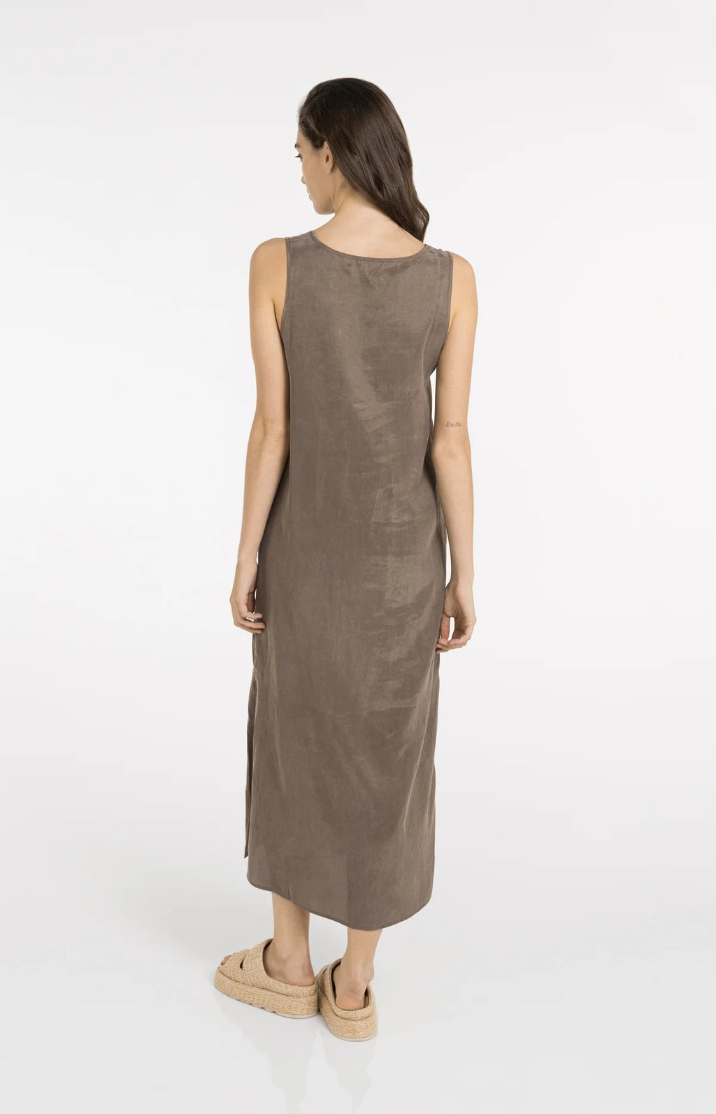 Dress with Crinkle Texture and V-Neck Yaya