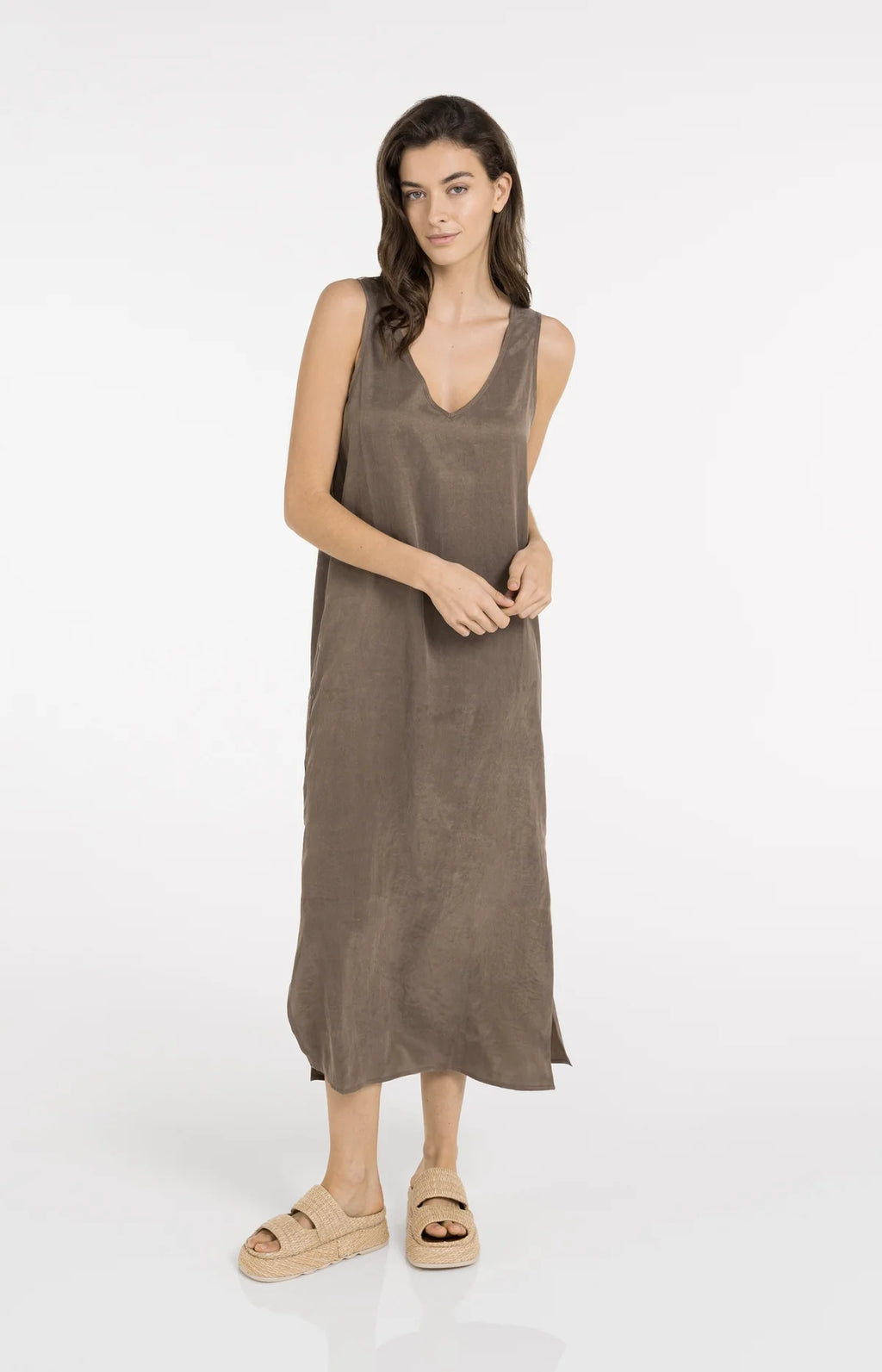 Dress with Crinkle Texture and V-Neck Yaya
