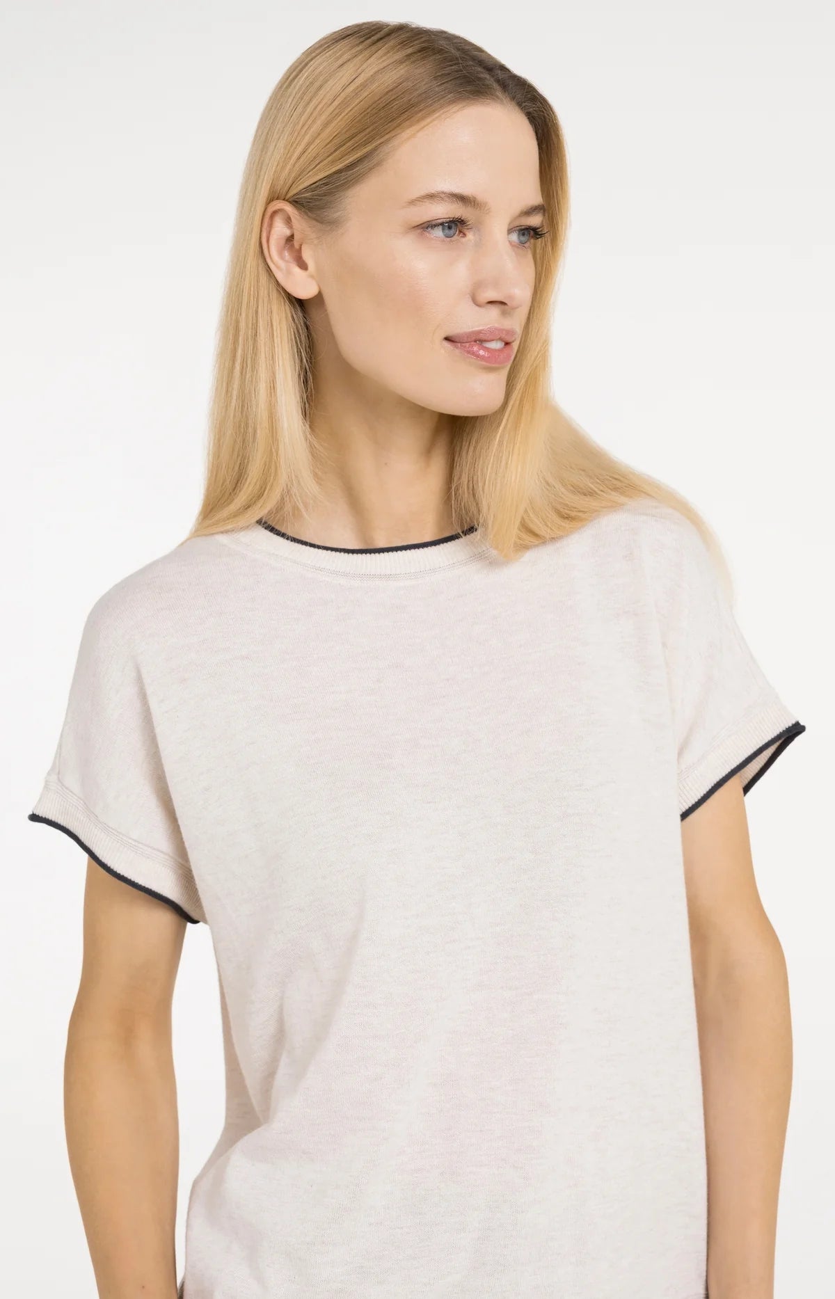 Knitted Top with Short Sleeves and Rolled Edges Yaya