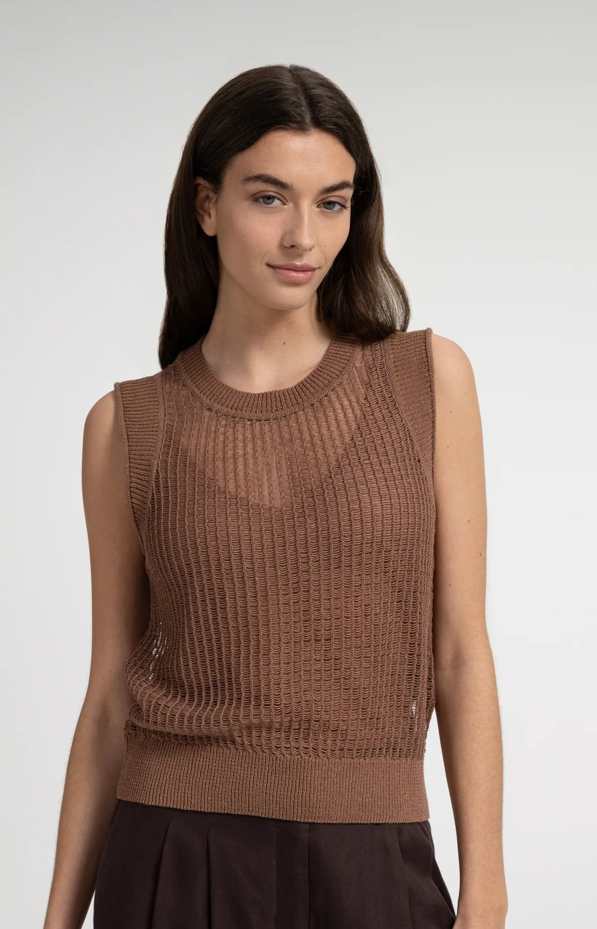 Open-knit top with matching underlayer Yaya