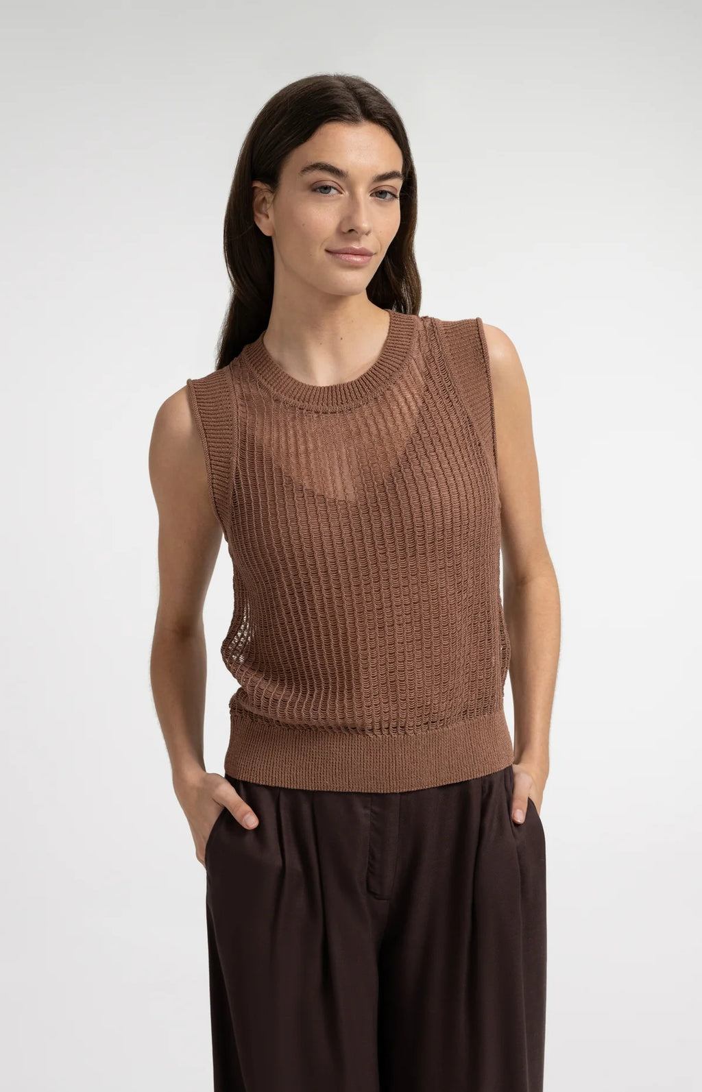Open-knit top with matching underlayer Yaya