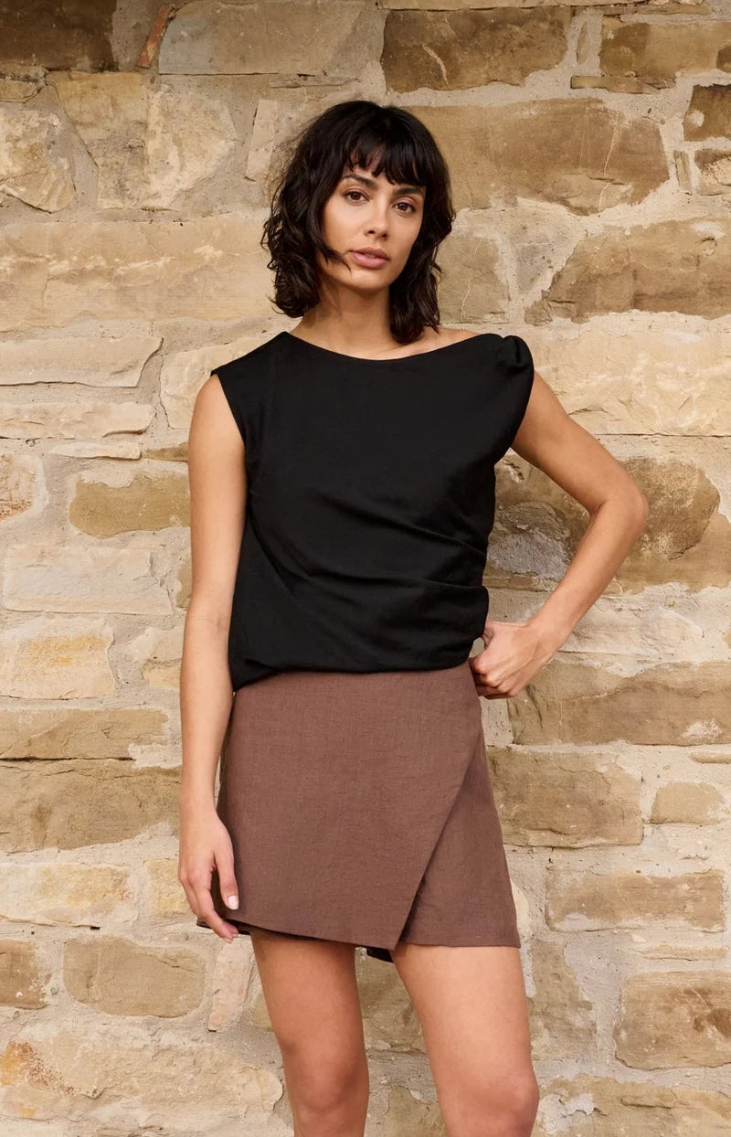 Sleeveless Top with Twisted Shoulder Detail Yaya