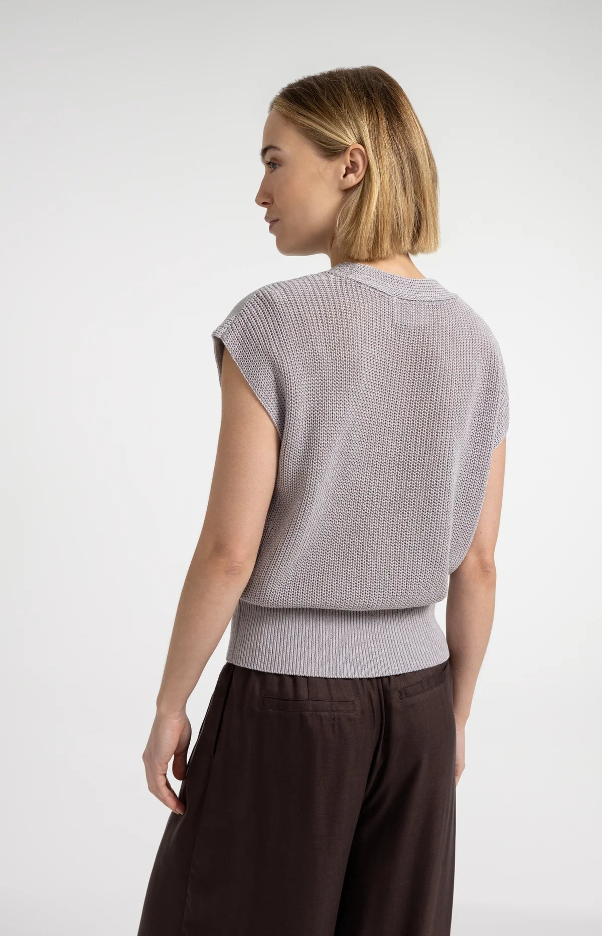 Textured sweater with V-neck Yaya