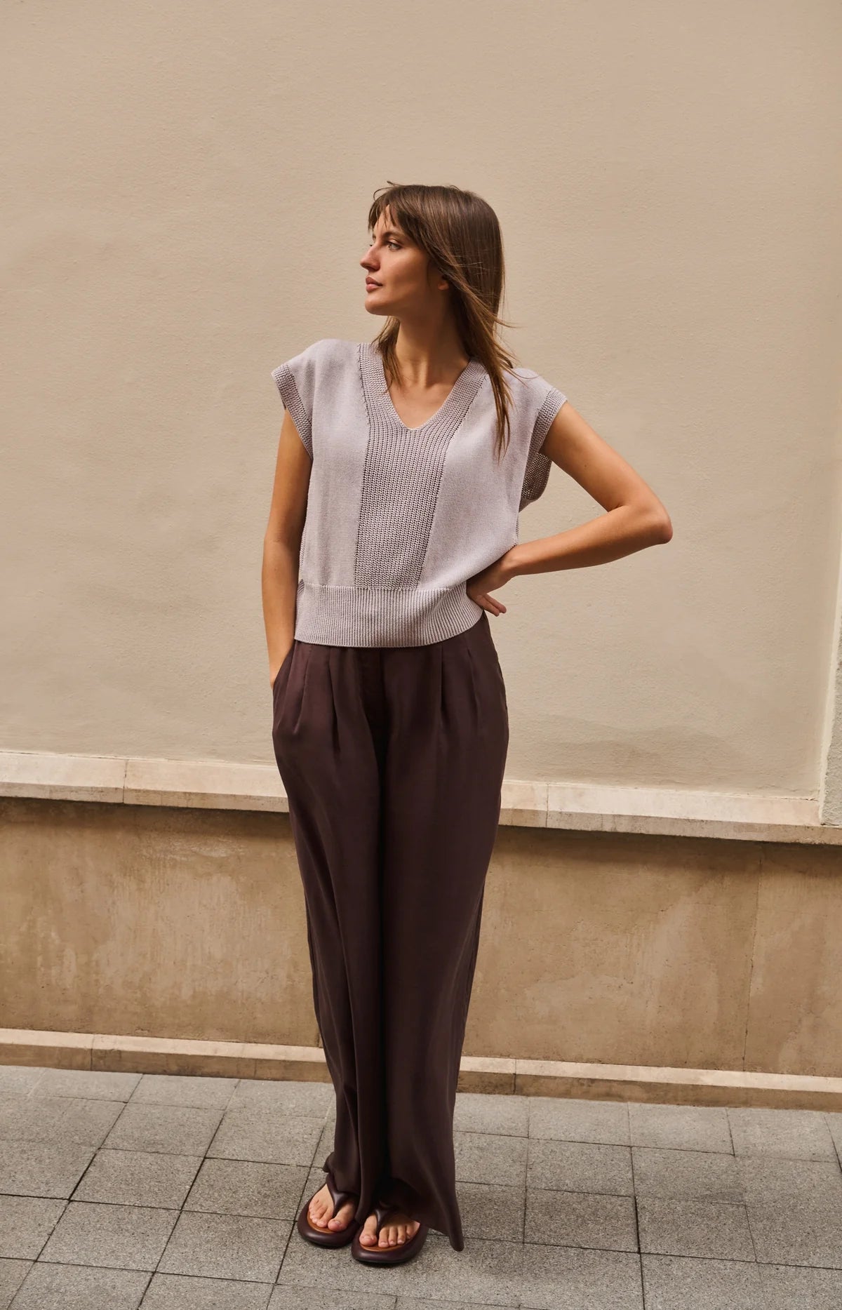 Textured sweater with V-neck Yaya