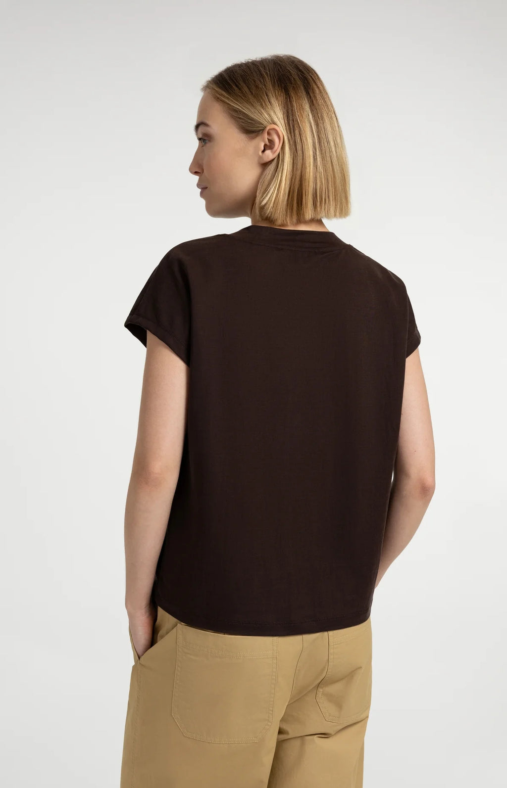 Top with crew neck and cap sleeves Yaya